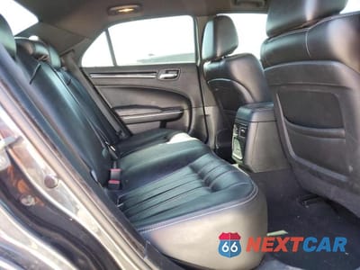 Zdjęcie 10 z 12 samochodu: 2019 CHRYSLER 300 S VIN:2C3CCABG2KH555524 - miniatura