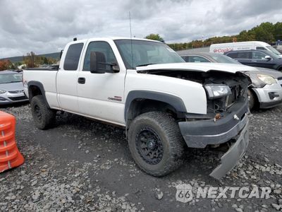 Czwarte zdjęcie samochodu z boku: 2003 CHEVROLET SILVERADO K2500 HEAVY DUTY VIN:1GCHK29183E156069 - miniatura