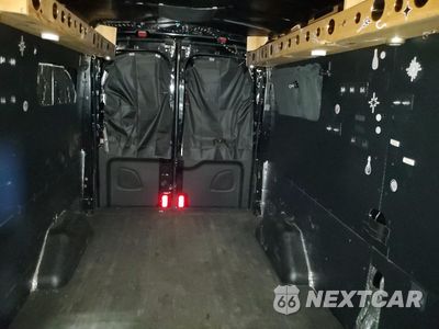 Zdjęcie 10 z 16 samochodu: 2019 FORD TRANSIT T-250 VIN:1FTYR2CM6KKB41973 - miniatura