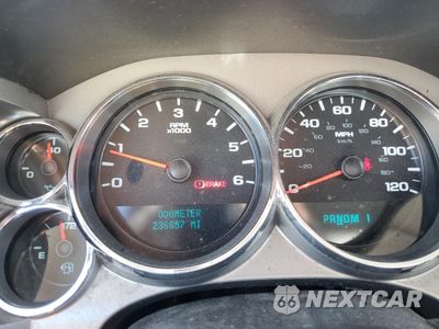 Zdjęcie 9 z 14 samochodu: 2014 CHEVROLET SILVERADO K2500 HEAVY DUTY VIN:1GC0KVCG0EF131322 - miniatura