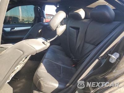 Zdjęcie 10 z 11 samochodu: 2013 MERCEDES-BENZ C 250 VIN:WDDGF4HBXDR275859 - miniatura