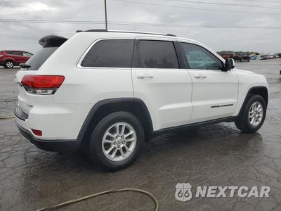 Trzecie zdjęcie samochodu z tyłu: 2018 JEEP GRAND CHEROKEE LAREDO VIN:1C4RJFAG2JC310668 - miniatura
