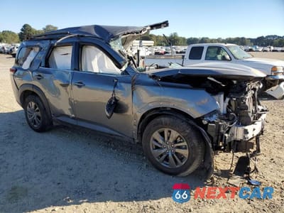 Czwarte zdjęcie samochodu z boku: 2024 NISSAN PATHFINDER SV VIN:5N1DR3BA7RC251118 - miniatura