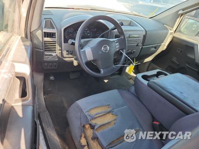Zdjęcie 8 z 12 samochodu: 2004 NISSAN TITAN XE VIN:1N6AA06A14N556423 - miniatura
