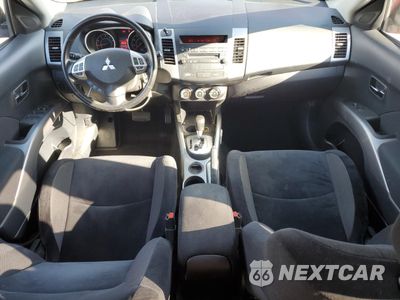 Zdjęcie 8 z 15 samochodu: 2012 MITSUBISHI OUTLANDER ES VIN:JA4AS2AW4CU005867 - miniatura