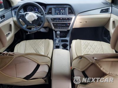 Zdjęcie 8 z 13 samochodu: 2017 HYUNDAI SONATA SE VIN:5NPE24AF9HH542870 - miniatura