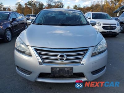 Piąte zdjęcie samochodu w środku: 2014 NISSAN SENTRA S VIN:1N4AB7AP1EN850187 - miniatura