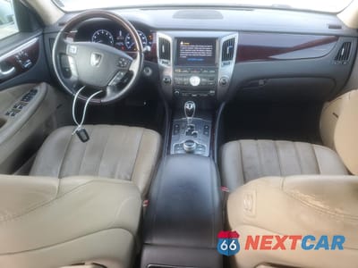 Zdjęcie 8 z 12 samochodu: 2012 HYUNDAI EQUUS SIGNATURE VIN:KMHGH4JH5CU050405 - miniatura