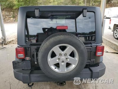 Zdjęcie 6 z 12 samochodu: 2014 JEEP WRANGLER UNLIMITED SPORT VIN:1C4BJWDG1EL268822 - miniatura