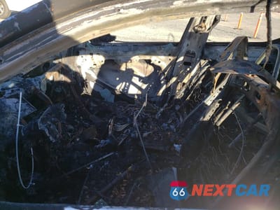 Zdjęcie 7 z 12 samochodu: 2019 VOLVO XC40 T4 INSCRIPTION VIN:YV4AC2HL8K2103239 - miniatura