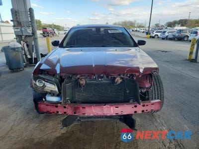 Piąte zdjęcie samochodu w środku: 2021 CHRYSLER 300 TOURING VIN:2C3CCAAG3MH505302 - miniatura