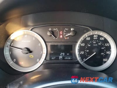 Zdjęcie 9 z 12 samochodu: 2014 NISSAN SENTRA S VIN:3N1AB7AP2EY258099 - miniatura