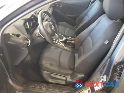 Zdjęcie 7 z 12 samochodu: 2017 TOYOTA YARIS IA VIN:3MYDLBYV4HY156257 - miniatura