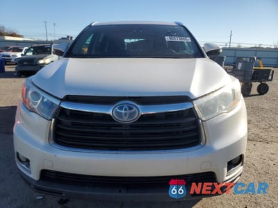 Piąte zdjęcie samochodu w środku: 2015 TOYOTA HIGHLANDER HYBRID LIMITED VIN:5TDDCRFH2FS011338 - miniatura