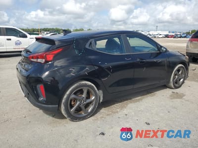 Trzecie zdjęcie samochodu z tyłu: 2019 HYUNDAI VELOSTER BASE VIN:KMHTG6AF4KU019558 - miniatura