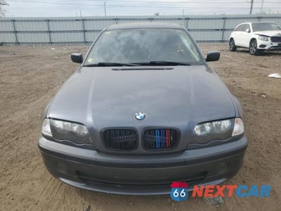 Piąte zdjęcie samochodu w środku: 2001 BMW 330 I VIN:WBAAV53411FT02992 - miniatura