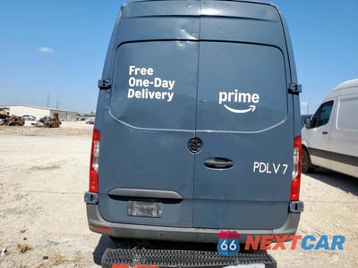 Zdjęcie 6 z 13 samochodu: 2019 MERCEDES-BENZ SPRINTER 2500/3500 VIN:WD4PF0CD1KP046853 - miniatura