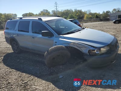 Czwarte zdjęcie samochodu z boku: 2001 VOLVO V70 XC VIN:YV1SZ58D411033768 - miniatura