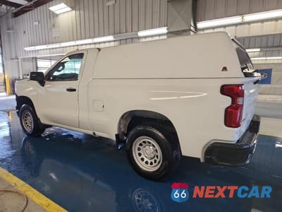 Drugie zdjęcie samochodu z przodu: 2023 CHEVROLET SILVERADO C1500 VIN:3GCNAAEK6PG353920 - miniatura