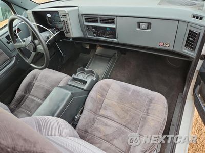 Zdjęcie 8 z 14 samochodu: 1993 CHEVROLET S TRUCK S10 VIN:1GCCS19Z7P0174883 - miniatura