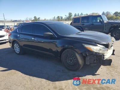 Czwarte zdjęcie samochodu z boku: 2016 NISSAN ALTIMA 2.5 VIN:1N4AL3AP9GN342395 - miniatura