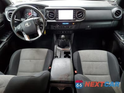 Zdjęcie 8 z 12 samochodu: 2021 TOYOTA TACOMA TRD SPORT VIN:3TYCZ5AN6MT041699 - miniatura