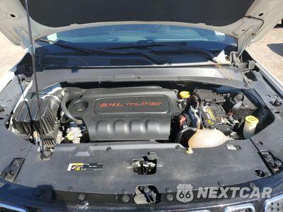 Zdjęcie 11 z 13 samochodu: 2018 JEEP COMPASS LATITUDE VIN:3C4NJCBB6JT240399 - miniatura