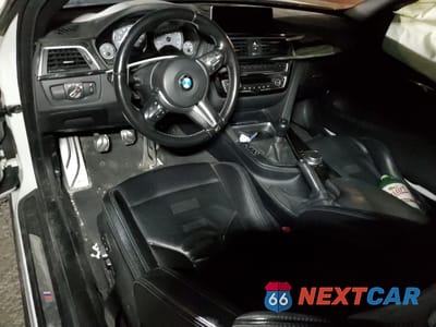 Zdjęcie 8 z 12 samochodu: 2018 BMW M4 VIN:WBS4Y9C59JAC87772 - miniatura