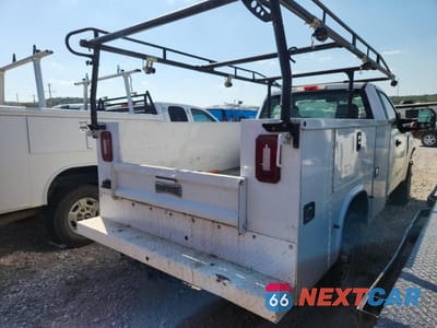 Trzecie zdjęcie samochodu z tyłu: 2022 FORD F250 SUPER DUTY VIN:1FTBF2B6XNED80558 - miniatura