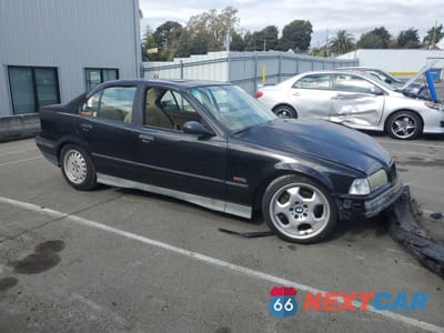 Czwarte zdjęcie samochodu z boku: 1994 BMW 325 I VIN:WBACB3325RFE19235 - miniatura