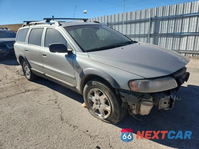 Czwarte zdjęcie samochodu z boku: 2005 VOLV XC70 VIN:YV1SZ592651202837 - miniatura
