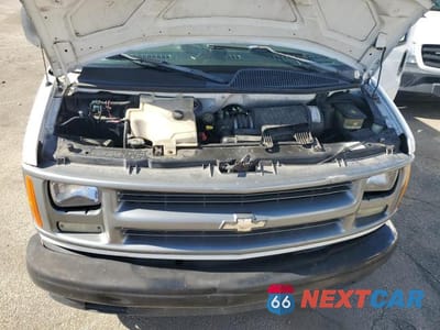 Zdjęcie 12 z 13 samochodu: 2002 CHEVROLET EXPRESS G2500 VIN:1GCFG25M921125671 - miniatura