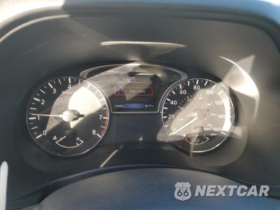 Zdjęcie 9 z 14 samochodu: 2017 NISSAN PATHFINDER S VIN:5N1DR2MN1HC900078 - miniatura
