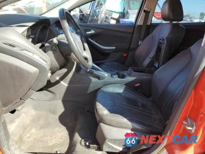 Zdjęcie 7 z 11 samochodu: 2014 FORD FOCUS SE VIN:1FADP3K23EL296804 - miniatura