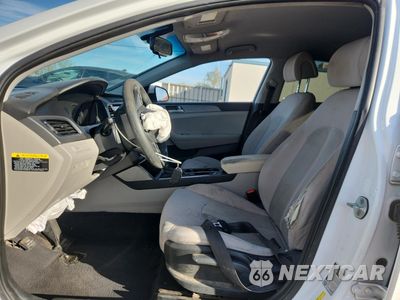 Zdjęcie 7 z 14 samochodu: 2016 HYUNDAI SONATA SE VIN:5NPE24AF9GH368068 - miniatura