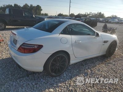 Trzecie zdjęcie samochodu z tyłu: 2015 MERCEDES-BENZ SLK 250 VIN:WDDPK4HA6FF109653 - miniatura
