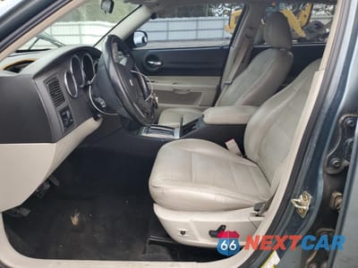 Zdjęcie 7 z 14 samochodu: 2005 DODGE MAGNUM R/T VIN:2D4GV58245H549354 - miniatura