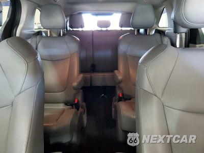 Zdjęcie 10 z 17 samochodu: 2021 TOYOTA SIENNA XLE VIN:5TDJRKEC5MS028288 - miniatura