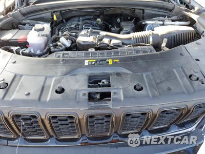 Zdjęcie 12 z 14 samochodu: 2023 JEEP GRAND CHEROKEE LAREDO VIN:1C4RJHAG5PC659005 - miniatura