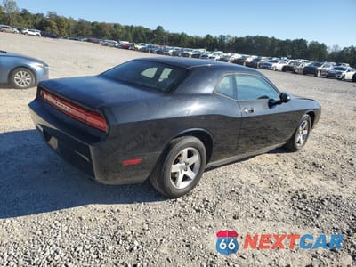 Trzecie zdjęcie samochodu z tyłu: 2010 DODGE CHALLENGER SE VIN:2B3CJ4DV5AH320713 - miniatura