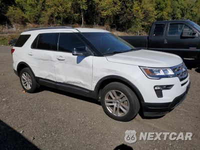 Czwarte zdjęcie samochodu z boku: 2018 FORD EXPLORER XLT VIN:1FM5K8D81JGA05436 - miniatura