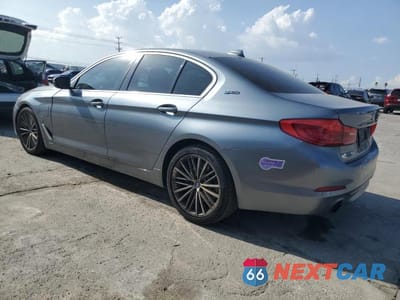 Drugie zdjęcie samochodu z przodu: 2019 BMW 530E VIN:WBAJA9C54KB389419 - miniatura