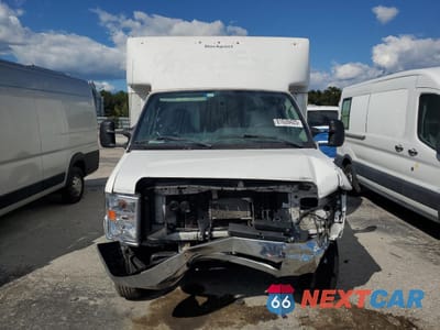 Piąte zdjęcie samochodu w środku: 2017 FORD ECONOLINE E350 SUPER DUTY CUTAWAY VAN VIN:1FDWE3FS9HDC02292 - miniatura