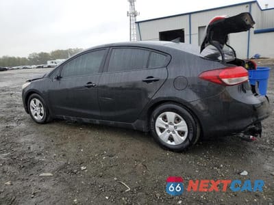 Drugie zdjęcie samochodu z przodu: 2017 KIA FORTE LX VIN:3KPFL4A75HE123994 - miniatura