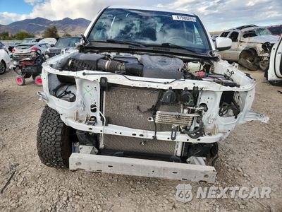 Piąte zdjęcie samochodu w środku: 2019 TOYOTA TACOMA DOUBLE CAB VIN:3TMDZ5BN7KM078093 - miniatura