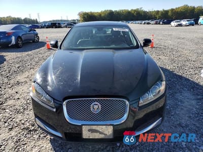 Piąte zdjęcie samochodu w środku: 2013 JAGUAR XF VIN:SAJWA0ES6DPS75663 - miniatura