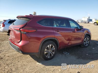 Trzecie zdjęcie samochodu z tyłu: 2020 TOYOTA HIGHLANDER XLE VIN:5TDGZRBH0LS505534 - miniatura