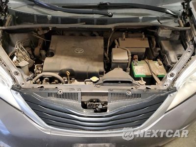 Zdjęcie 12 z 13 samochodu: 2011 TOYOTA SIENNA LE VIN:5TDJK3DC7BS017480 - miniatura