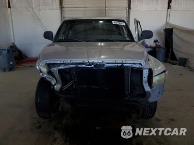 Piąte zdjęcie samochodu w środku: 2001 DODGE RAM 1500 VIN:3B7HF13Z21G770389 - miniatura