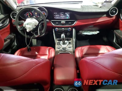 Zdjęcie 8 z 13 samochodu: 2020 ALFA ROMEO GIULIA TI VIN:ZARFANBN7L7631987 - miniatura